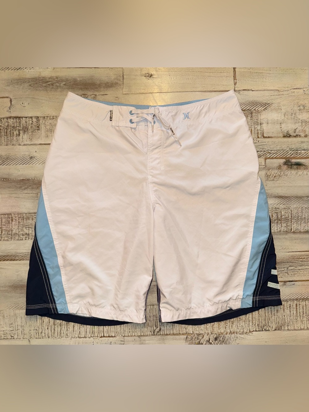 Hurley Men’s White, Light Blue & Navy Board Shorts